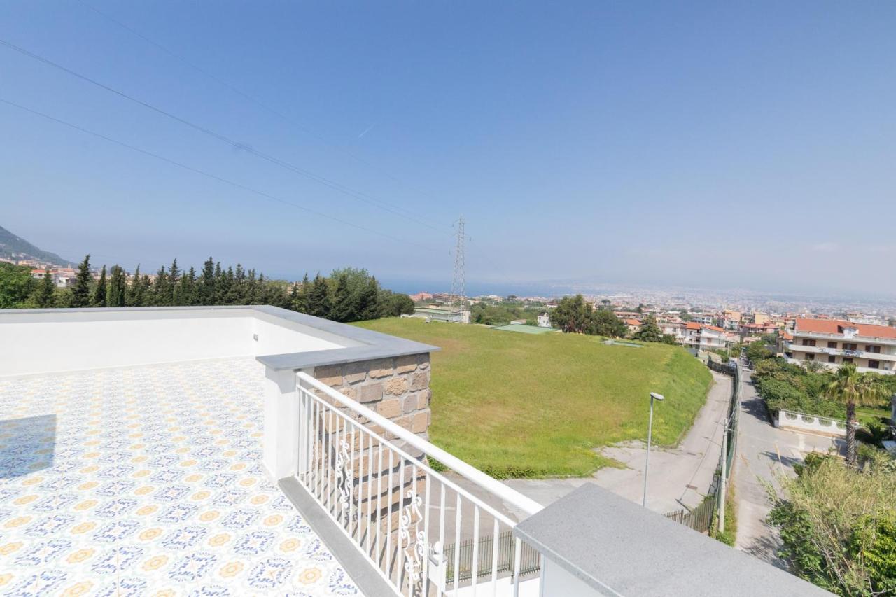 Villa Pia - Suites Castellammare di Stabia Exterior foto