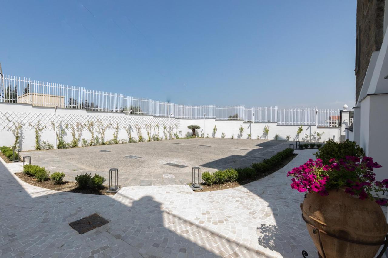 Villa Pia - Suites Castellammare di Stabia Exterior foto