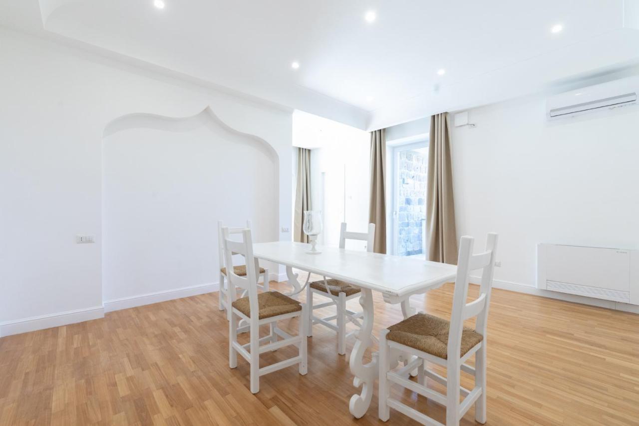 Villa Pia - Suites Castellammare di Stabia Exterior foto