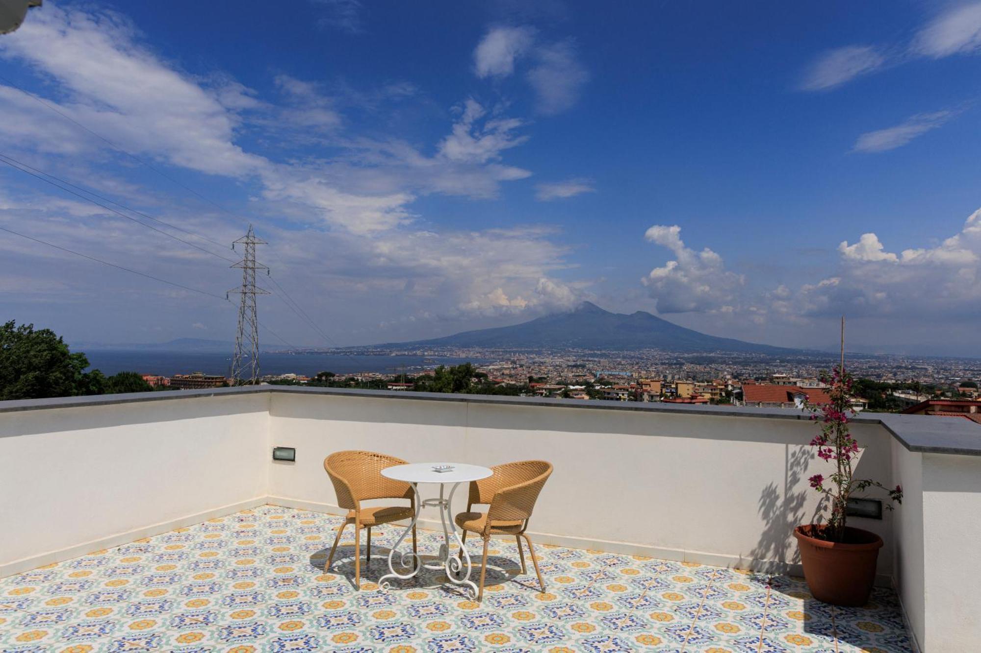 Villa Pia - Suites Castellammare di Stabia Exterior foto