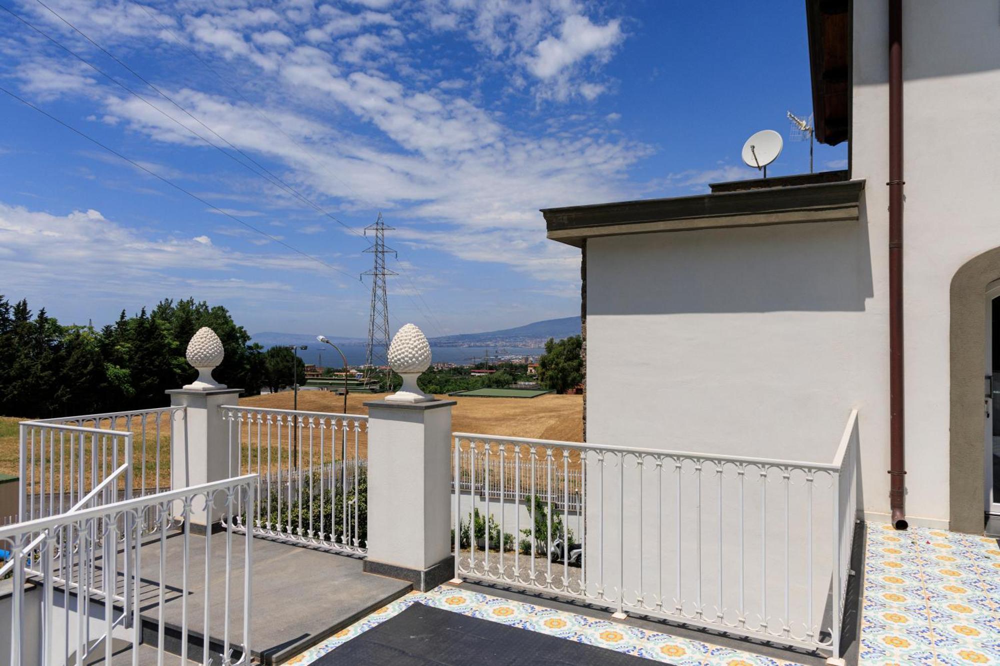 Villa Pia - Suites Castellammare di Stabia Exterior foto