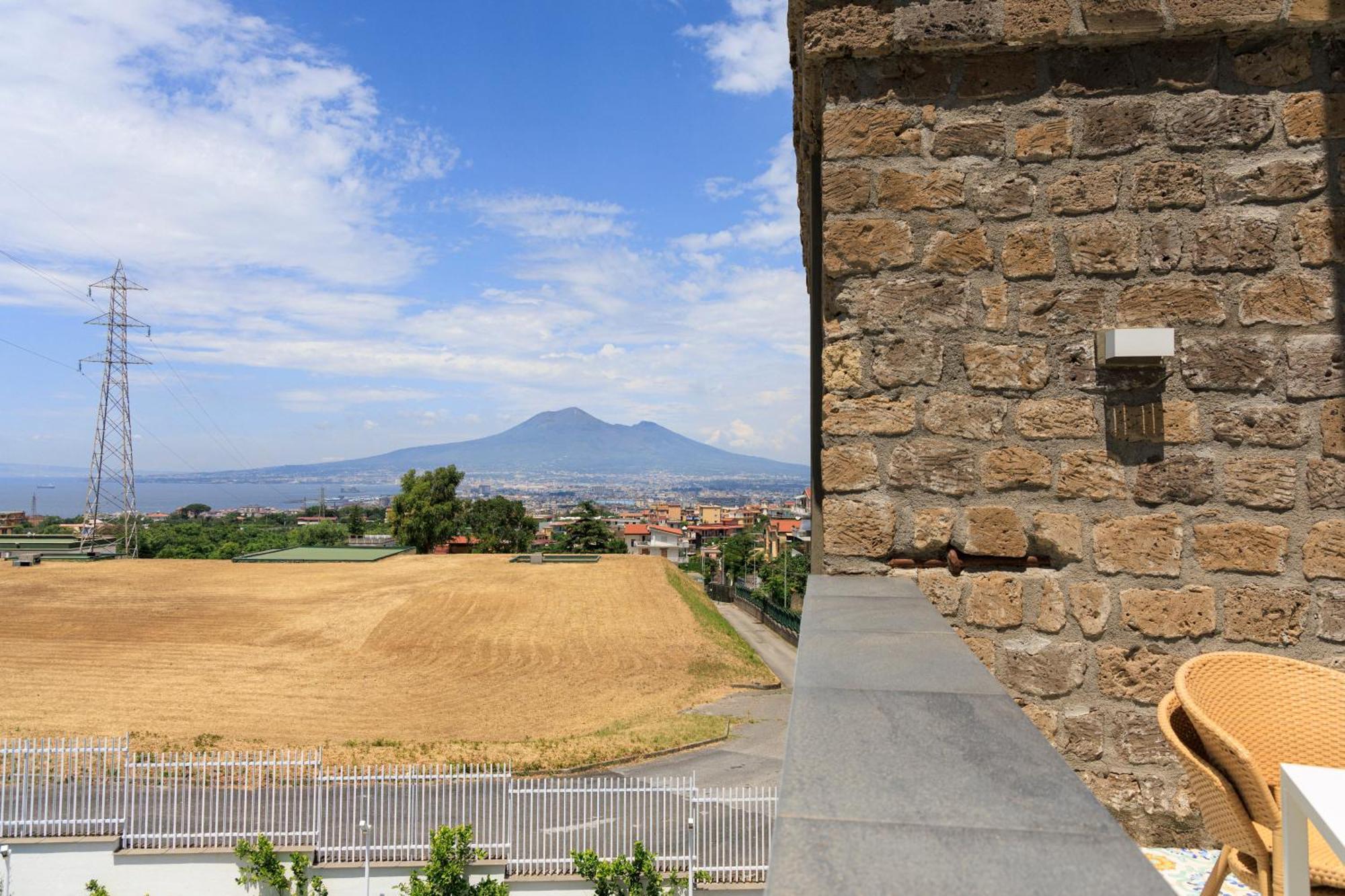 Villa Pia - Suites Castellammare di Stabia Exterior foto